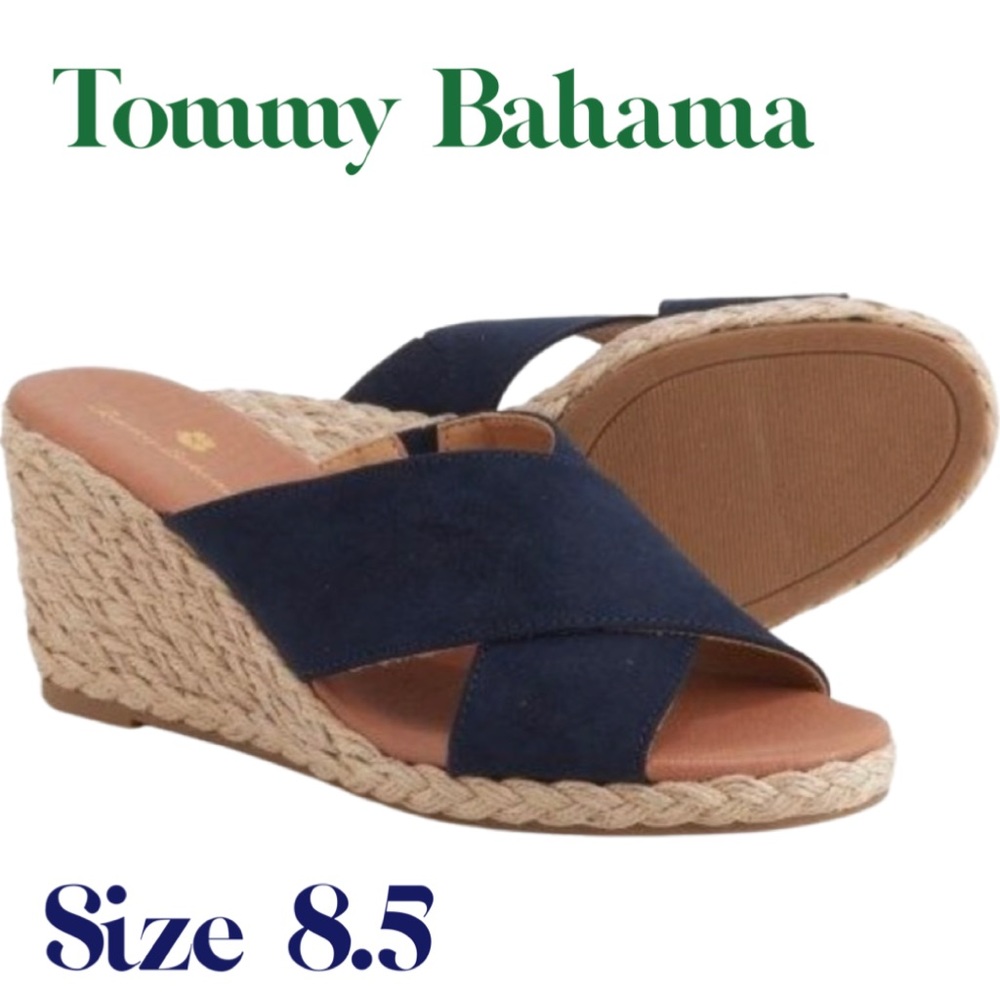 New Women’s Tommy Bahamas navy sandals size 8.5 MSRP $80